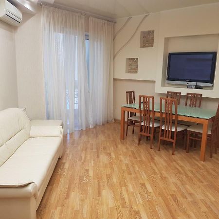 Апартаменты На Люстдорфской Odessa Exteriör bild